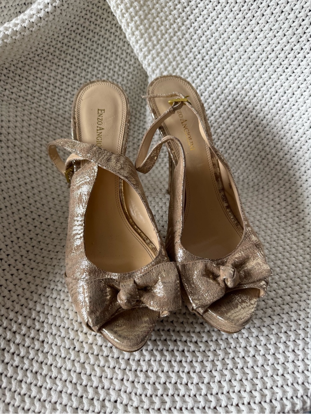 Enzo Angiolini Metallic Gold Slingback Peep-Toe Heels with Knot Detail